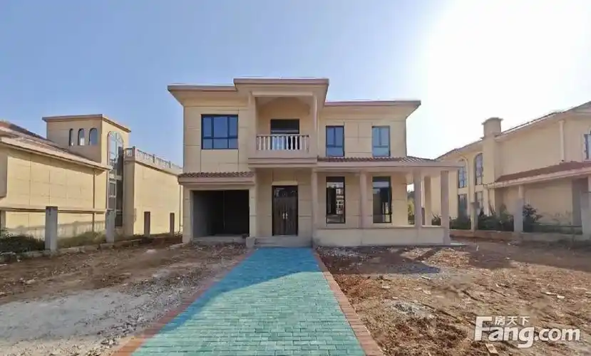 独栋别墅花园1000平米超大客厅餐厅送和露台