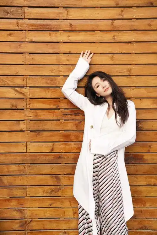 孙露从内地小蔡琴到黑胶女嗓她越唱越像自己