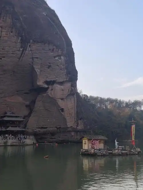 【龙年大吉】龙虎山崖墓,仙女岩升棺