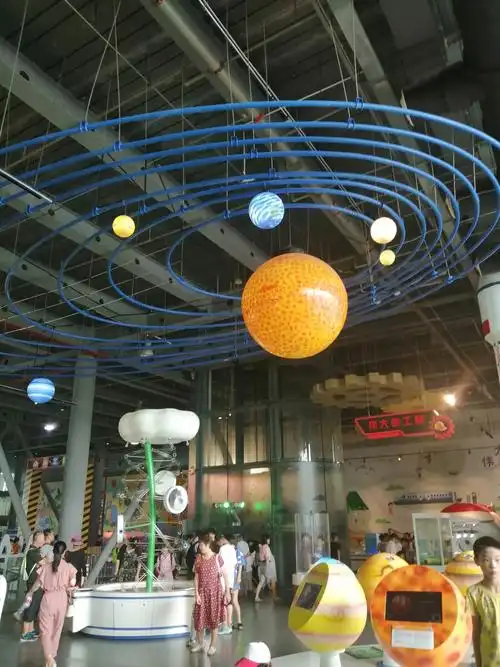 今日带孩子来到南京科技馆傲游在知识的海洋里感受科技的进步