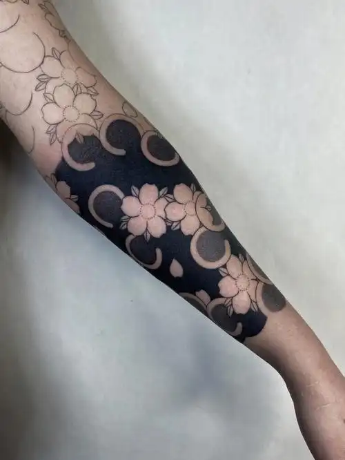 色料og冷黑(过年不休息哦 快来排队吧)#日式樱花臂  #日式老传统纹身