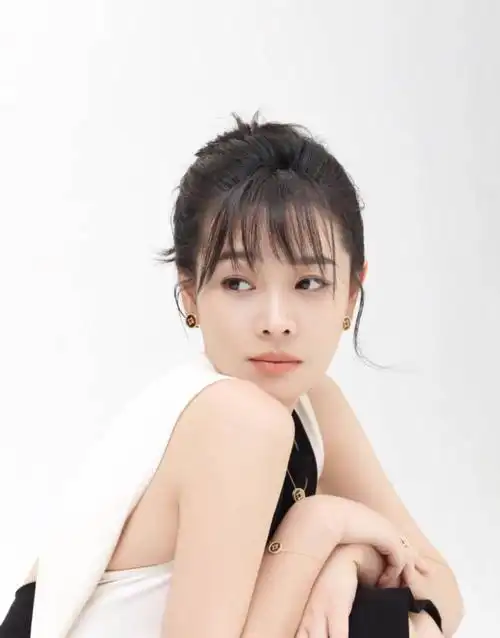 王维维堪称是最美秘书,看过《宝贝》的小主都这么说|163_手机网易网