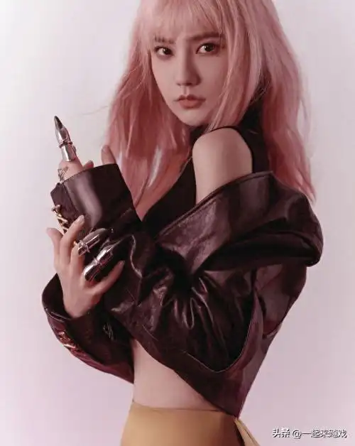 《男人装》女郎:姜珮瑶甜美俏皮|原创|侵权_网易订阅