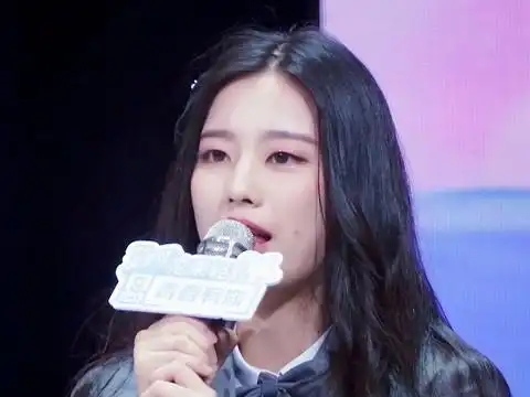 《青春有你2》第三次排名感言:左卓