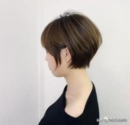 短发图片女2020最新款减龄碎发 利落短发图片女2020最新款 - 网络编辑