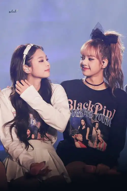 blackpink金智妮jennie lisa