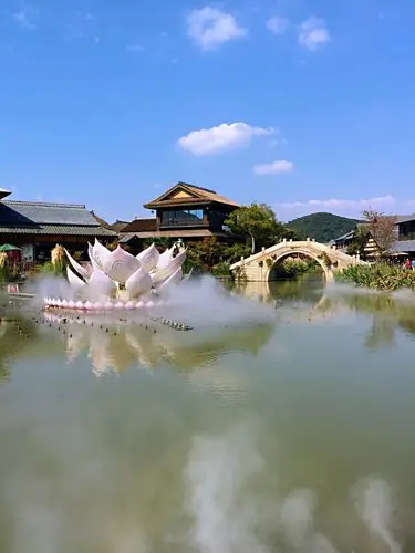 无锡拈花湾,宜兴团氿风景区,长兴水口景区(走着瞧手机拍摄照片41张)