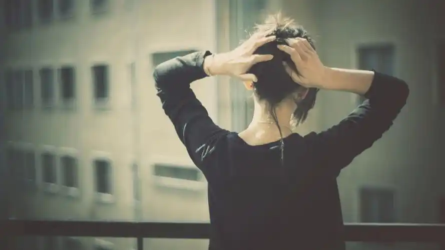 2012唯美美女图片桌面壁纸