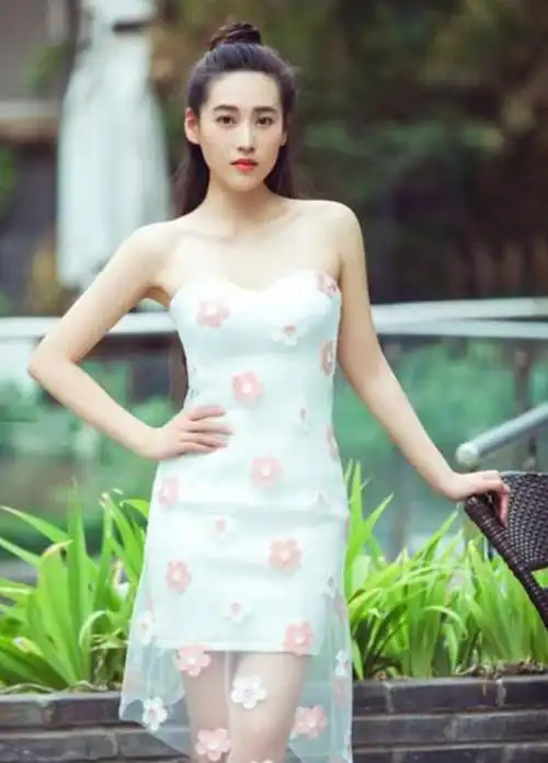 《家有儿女》小雪,被暴打后陷入整容风波,33岁仍跑龙套|宁丹琳|杨紫