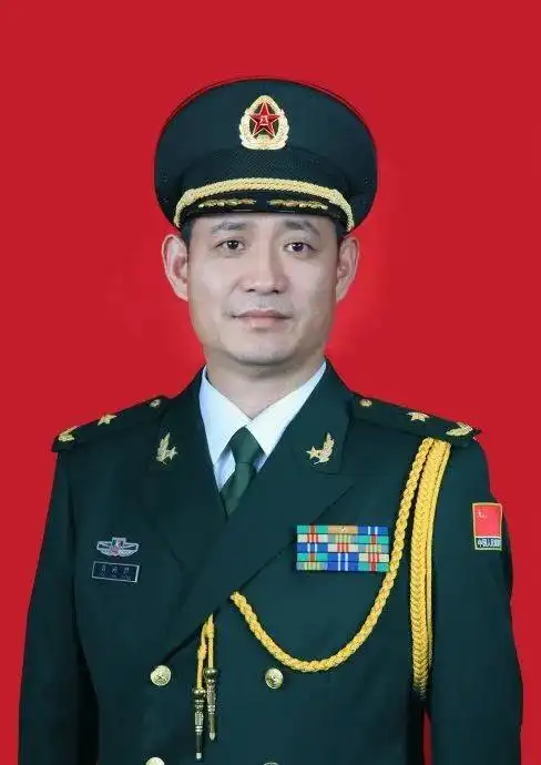 航天员聂海胜当年授将军仪式现场照片