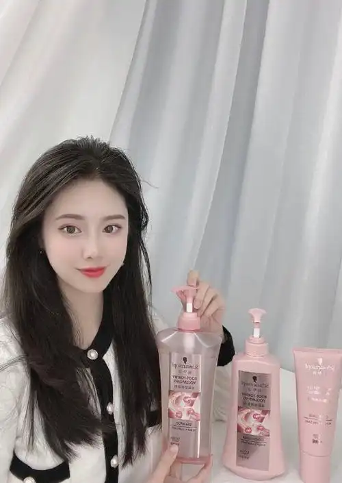 施华蔻丰盈韧养系列##施华蔻蓬松粉瓶##施华蔻蓬松粉瓶##解除扁塌