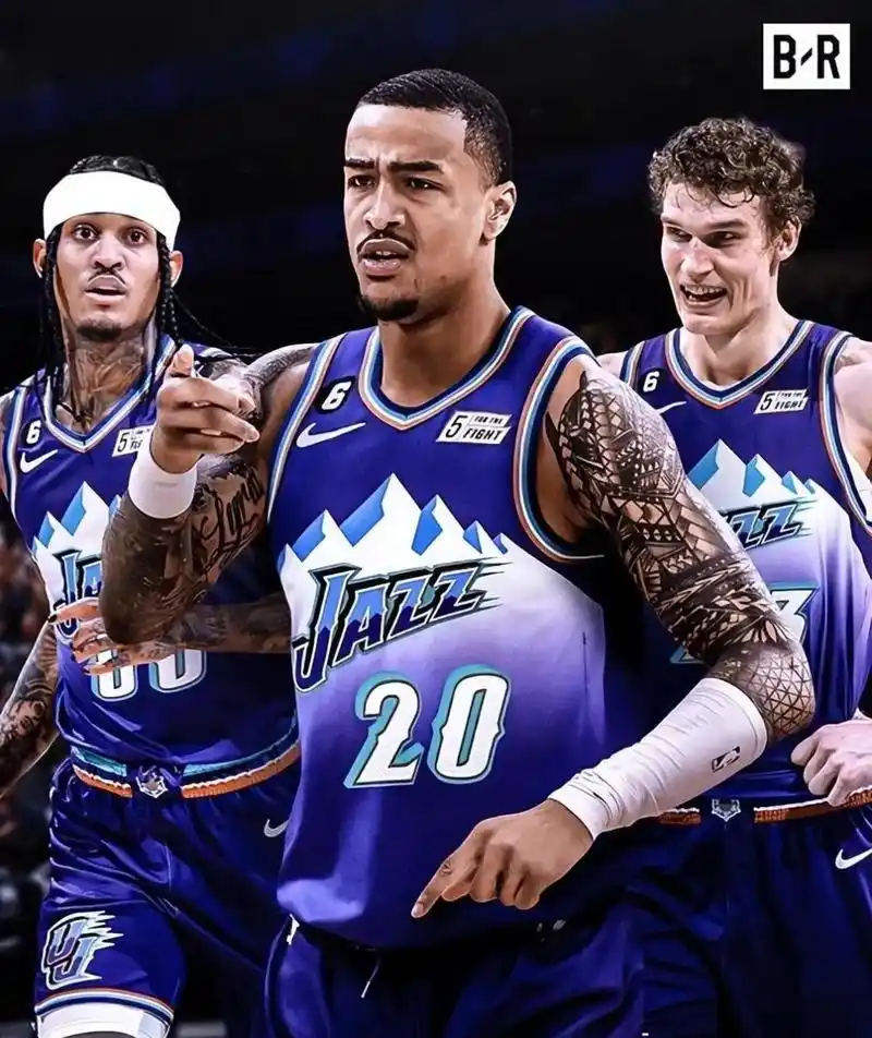 犹他爵士的重建,太有想法了! 首发五虎: 1. 塞克斯顿  身高1.