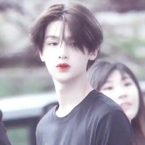 黄明昊.(自调滤镜)-心动头像库.-话本小说网