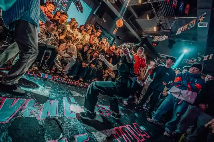 "waack diamond "crew battle冠军