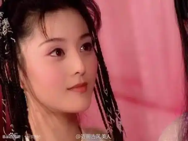 《还珠格格》金锁范冰冰出道多年,真的是看着她一步步从丫鬟的角色到