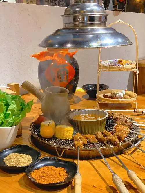烤肉探店|集美围炉烤肉天花板!烙馍卷肉赞爆