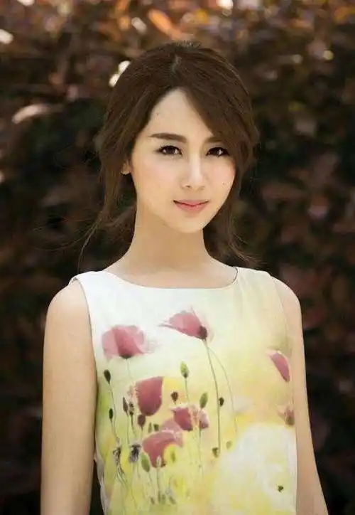 他是杨紫的偶像,杨紫为了追他,愣是把自己追成了一线巨星_彭于晏_人气