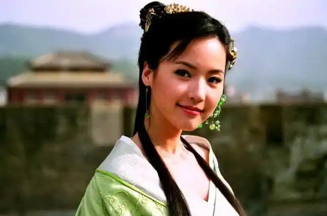 封神榜之凤鸣岐山 吴佳尼 饰 胡喜媚