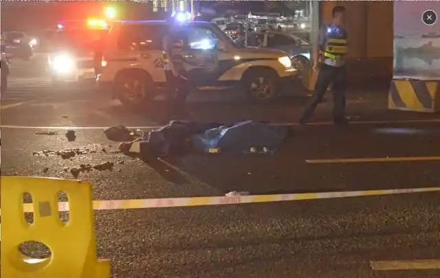 昨晚嘉禾路惨烈车祸!土方车碾压电动车骑手,两人亡!