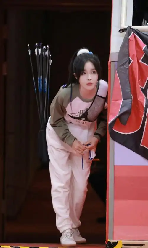 河真的不缺美女,每一个都想贴贴宋昕冉 段艺璇  袁一琦 费沁源  姜杉