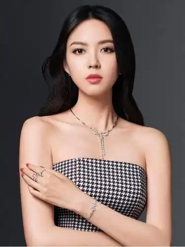 heartsonfire官宣张梓琳为首位大中华区代言人