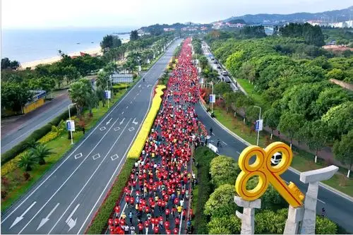 重磅!厦门马拉松赛斩获全球绿色环保奖!亚洲首次!_赛事