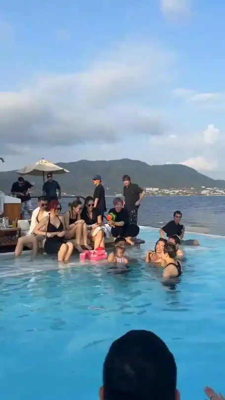 240328mamikoyoko快拍更新got7official王嘉尔搬运程7