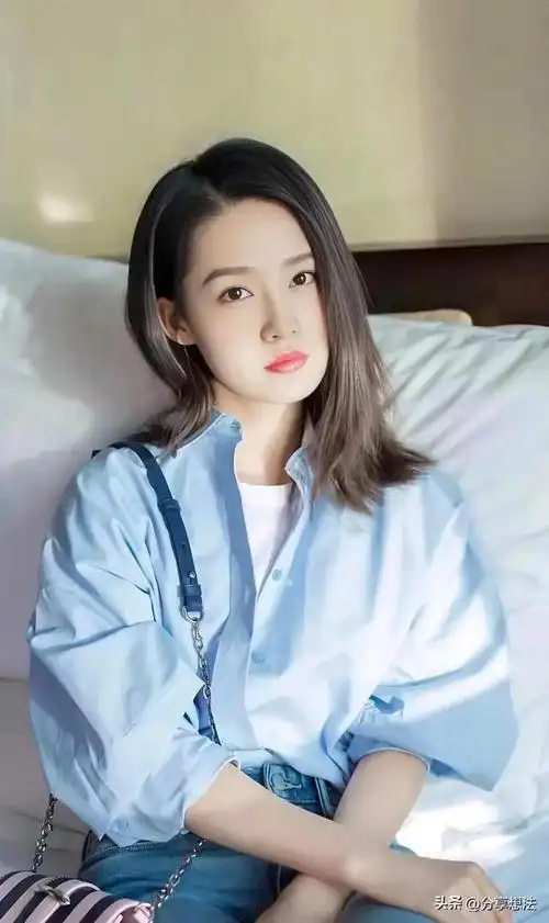 李沁明星壁纸(55)