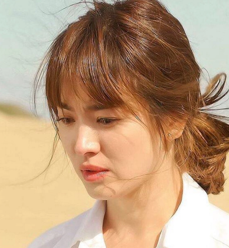 惊艳众人的4位鹅蛋脸女星,赵丽颖杨幂没资格上榜,第1太美了