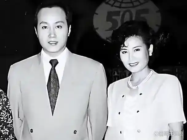 回顾央视名嘴罗京病逝14年后遗孀刘继红改嫁后的做法让人泪目