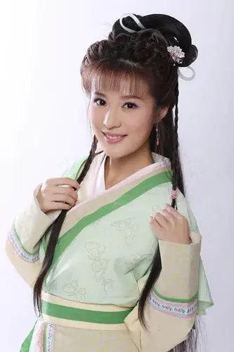 由金牌编剧简远信担任制片,张倬闻,邬靖靖,海陆联袂主演的古装传奇大