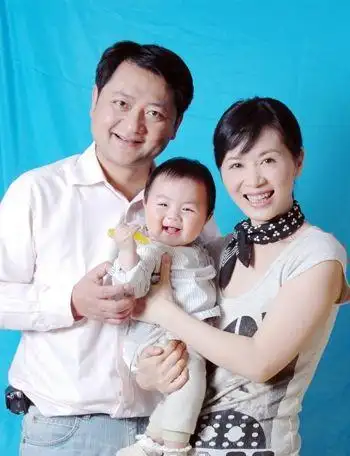 组图:欧阳夏丹恋情曝光 盘点美女主播都嫁给了谁?