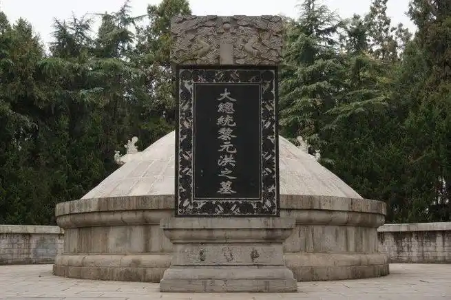 黎元洪故居纪念馆及其设施的规划设计已经形成,故居建设主要通过社会