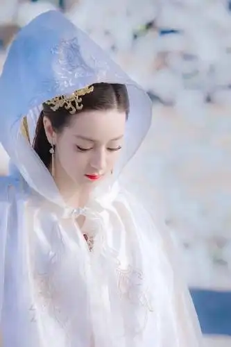 迪丽热巴嫦娥仙子