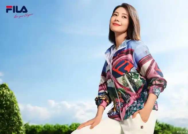 fila时尚运动代言人高圆圆##fila时尚印花