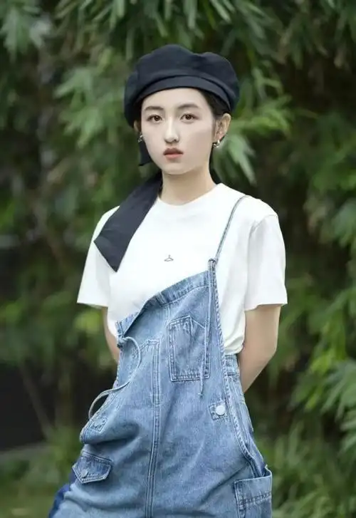 回顾张译没有说错赵今麦和张子枫已走上两条截然不同的大路