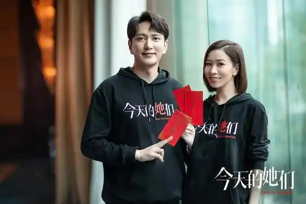 腾讯正式定档浙江卫视上星首播看到三位女主熬夜追剧