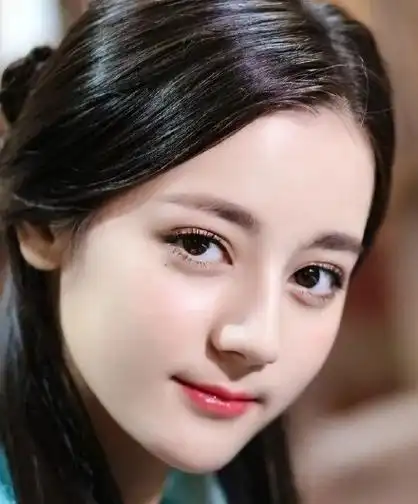 迪丽热巴早期颜值好美