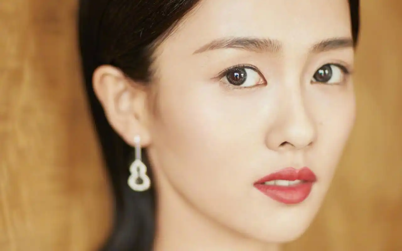 白鹿性感精致写真图片桌面壁纸_大陆明星_壁纸下载_美桌网