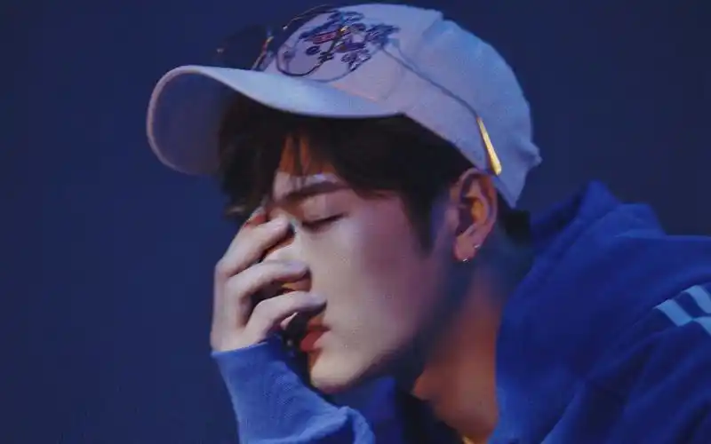 王嘉尔帅气杂志时尚写真图片壁纸