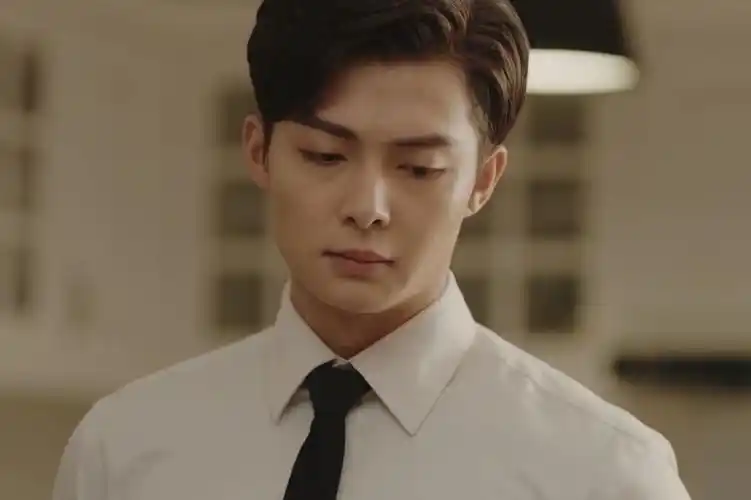 张铭恩谈恋情公开后,脱粉一事,张副官的回答让人十分暖心