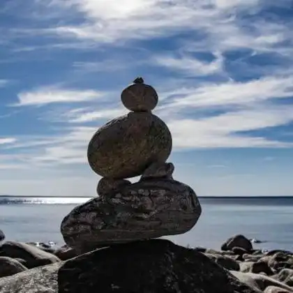 石头意境唯美风景头像图片