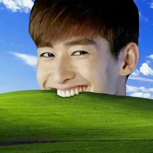 龇牙咧嘴笑头像