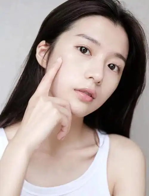 其实每个女孩子都希望自己能够拥有好的皮肤,所以每天都会不厌其烦地