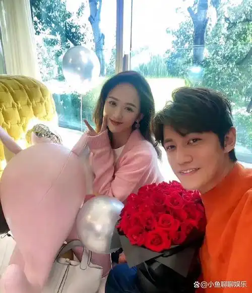 作为另一半的艾伦自然不忘给老婆庆生,艾伦首先在社交平台晒出了一张