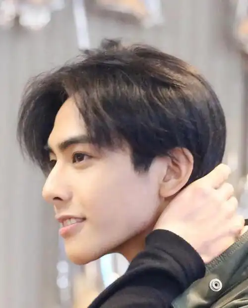 男明星侧脸照,你最喜欢谁的颜值?