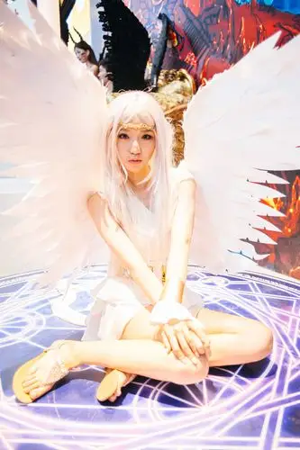 白皙粉嫩cj白发萌妹子萝莉甜美可爱小美腿诱惑(二)