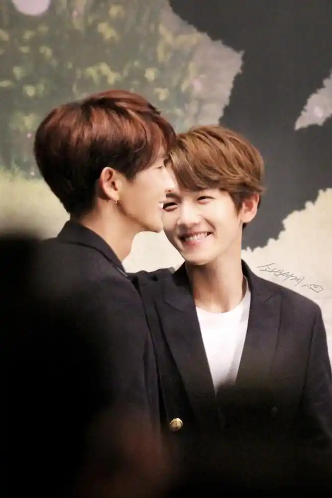 上午的第一啵三字净化( ) 每个链接戳十次转发评论