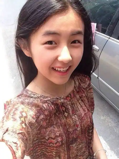 仅5岁就出道,00后新生代女星获最年轻华表奖影后_张子枫_电影_中国