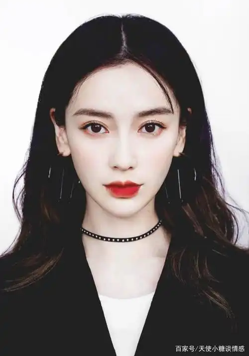 女星证件照合集,杨颖,热巴还好,看到范冰冰,美到认不出